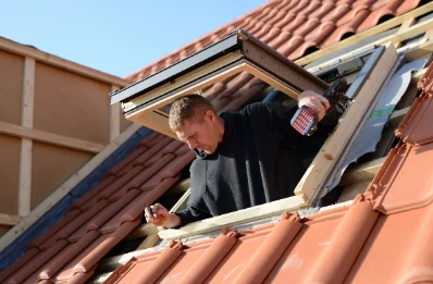 Pose de fenêtres de toit Velux à Hunawihr